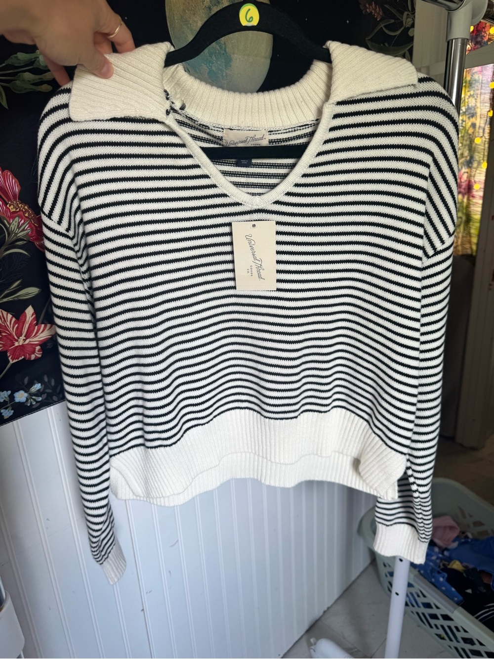 Universal Thread Black & White Striped V-Neck Sweater